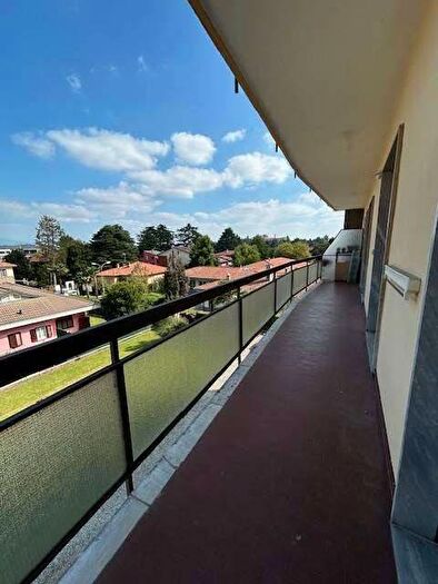 Appartamento trilocale in affitto in VIA MANTEGNA, Montello, Varese