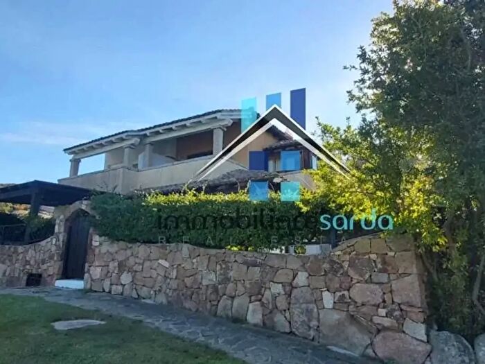 Appartamento trilocale in vendita in Olbia