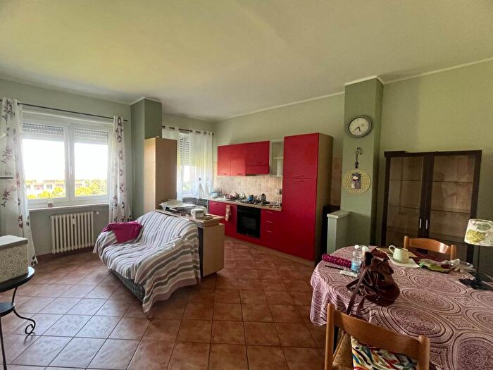 Appartamento bilocale in affitto in Viale Piazza d'Armi, Ospedale Cottolengo, Pinerolo