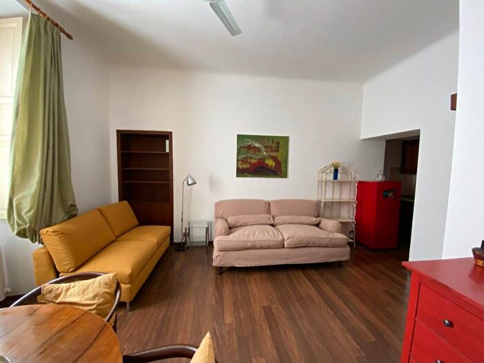 Appartamento bilocale in affitto in Via San Fermo, Turati, Milano