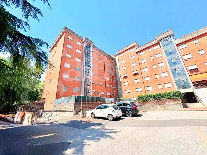 Appartamento trilocale in vendita in Via Pietro Mascagni, Colleferro