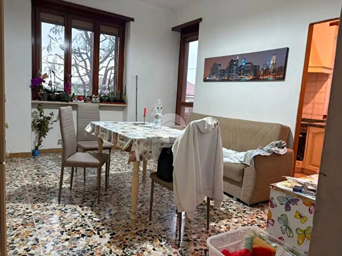 Appartamento trilocale in affitto in Via Piave, Volvera