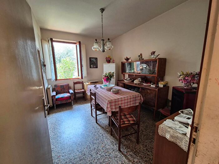 Appartamento quadrilocale in vendita in Via Boccaccio Montale, Montale