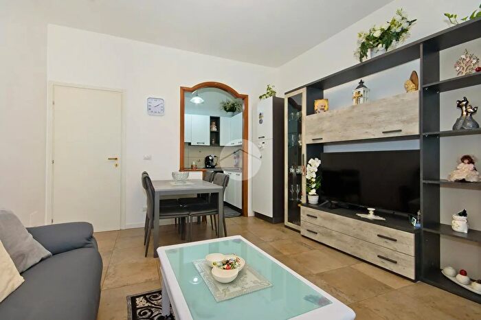 Appartamento trilocale in vendita in Viale Industria, Bra