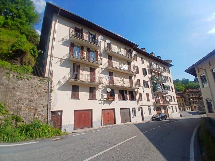Appartamento trilocale in affitto in Via Frazione Romanina, Veglio
