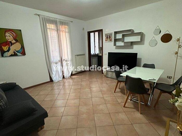 Appartamento trilocale in affitto in Dosimo, Persico Dosimo