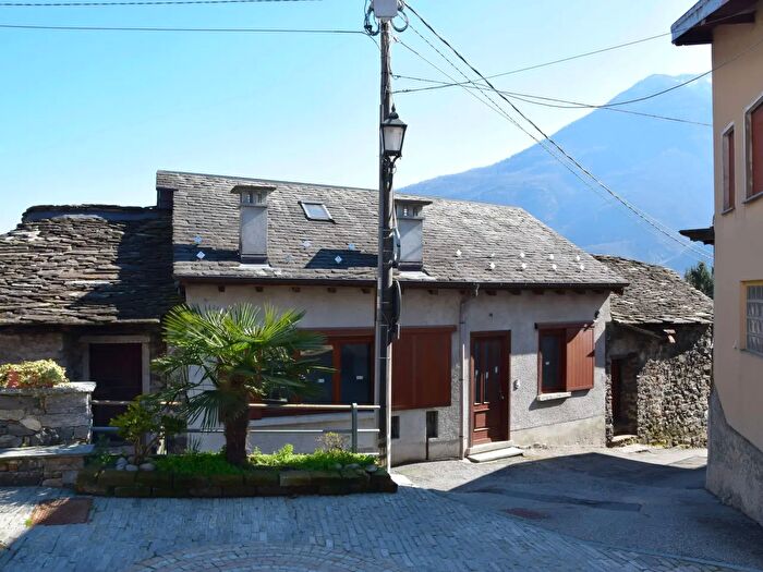 Casa bilocale in vendita in Via Villa, Premosello Chiovenda