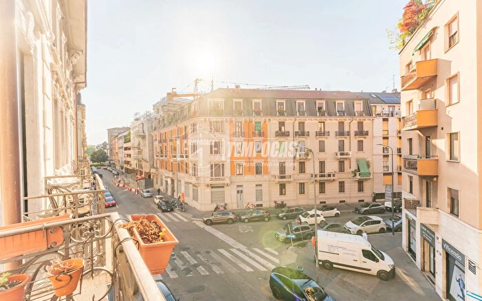 Appartamento bilocale in vendita in Via Ugo Bassi, Milano