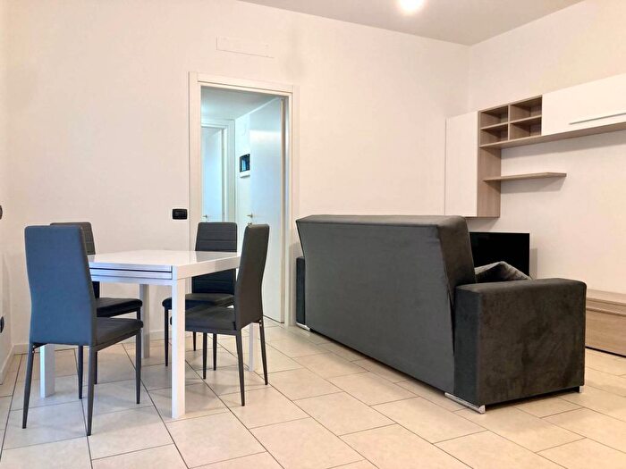 Appartamento bilocale in affitto in Via Antonio Mambretti, Quarto Oggiaro, Milano