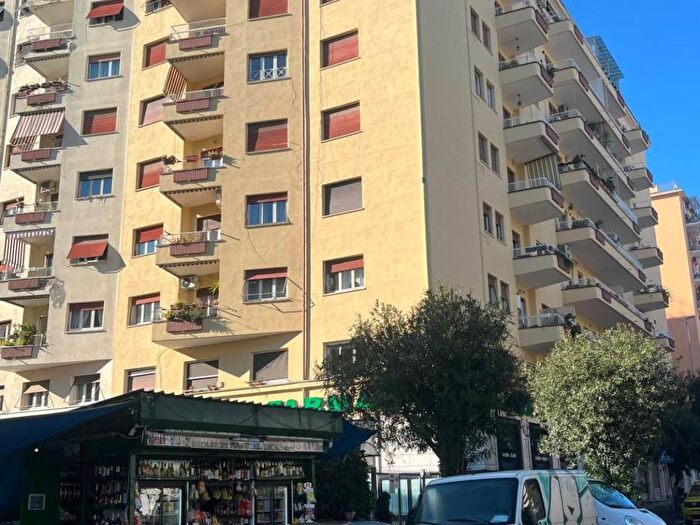 Appartamento trilocale in affitto in Via Nemorense, Africano Villa Chigi, Roma