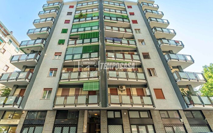 Appartamento bilocale in vendita in Via Cavaleri Ludovico, Milano