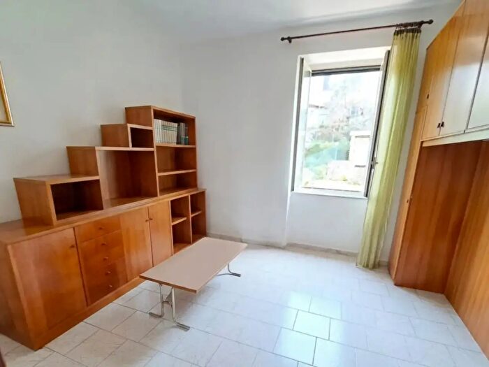 Appartamento con 6 locali in vendita in Via Porta Saracena, Segni