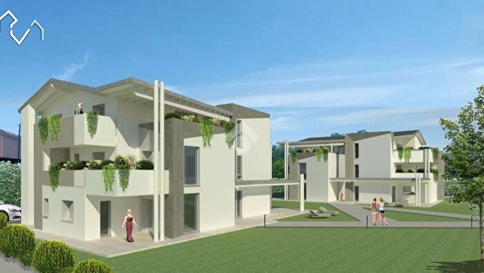 Appartamento trilocale in vendita in Via Formica, Noceto