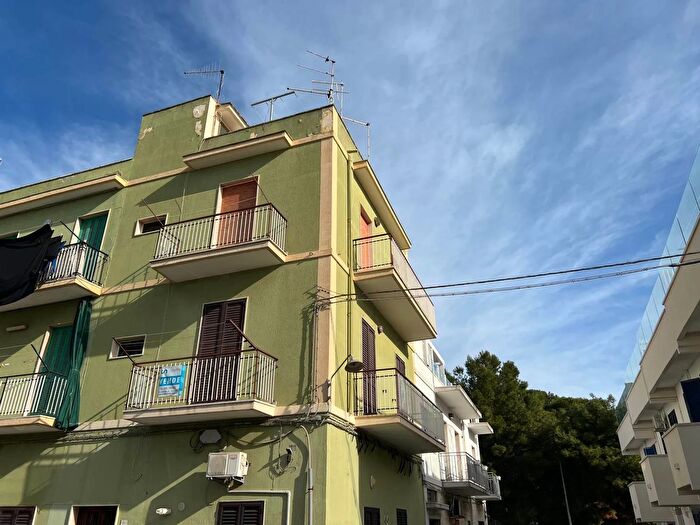 Appartamento trilocale in vendita in Via Orazio Flacco Fasano, Fasano