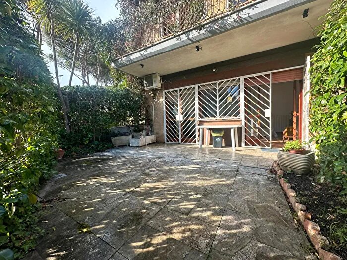 Appartamento con 5 locali in vendita in Via Francesco Bartolome Rastrelli, Roma