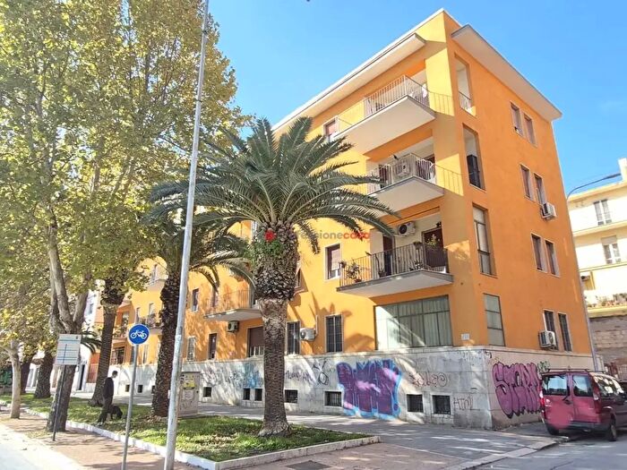 Appartamento quadrilocale in vendita in Via Francesco Figliolia B, Foggia