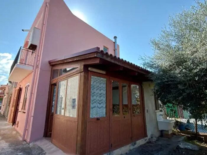 Casa con 5 locali in vendita in Via Bastione, Milazzo
