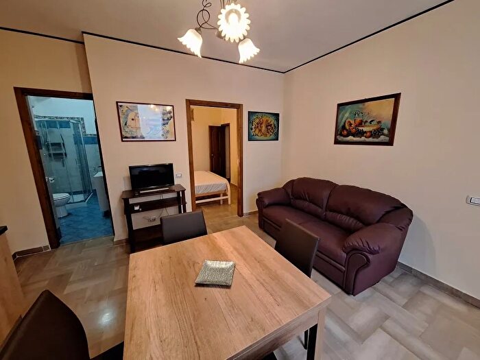 Appartamento trilocale in affitto in Via Archimede, Terrasini