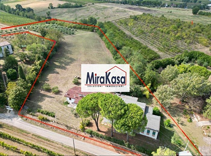 Casa con 6 locali in vendita in Via di Oriolo, Faenza