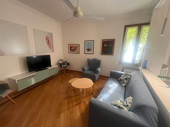 Appartamento bilocale in affitto in Via Giovanni Battista Niccolini, Paolo Sarpi, Milano