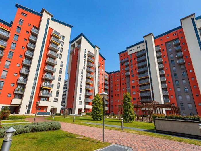 Appartamento bilocale in affitto in Via Pesaro, Bruzzano, Milano