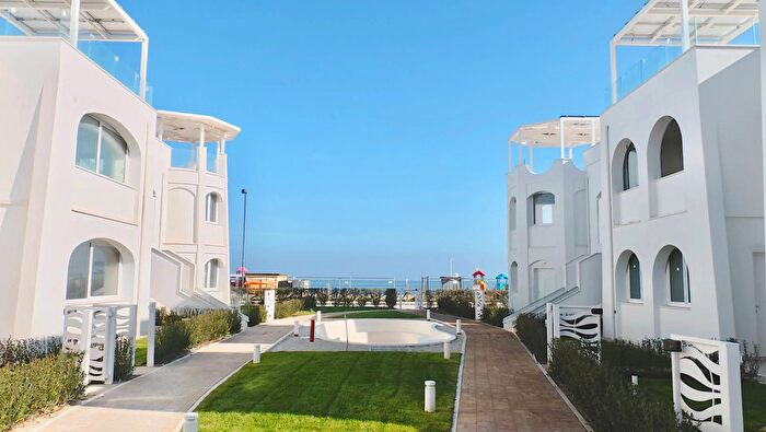 Appartamento quadrilocale in vendita in Via Litoranea Complesso Costa Conero, Numana