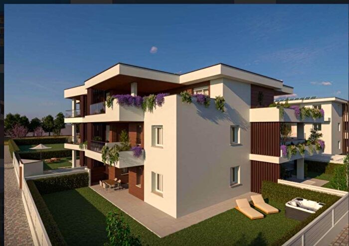 Case in Vendita e in Affitto - 3