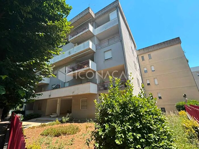 Appartamento quadrilocale in vendita in Via San Rocco, Vasto