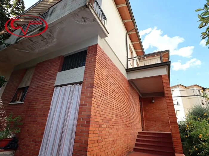 Casa con 5 locali in vendita in Via Mincio, Montevarchi