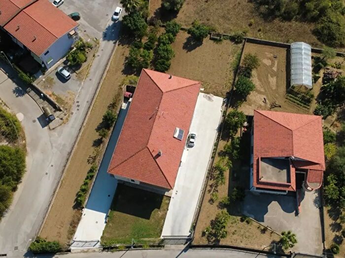 Appartamento quadrilocale in vendita in Via Tempone Chiarasso, Castelnuovo Cilento