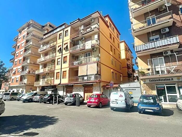 Appartamento trilocale in vendita in Via Ancona, Ladispoli