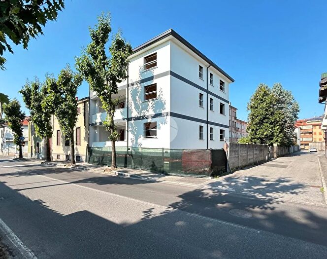 Appartamento quadrilocale in vendita in Via Niccolò Copernico, Seregno