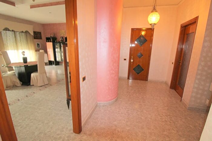 Appartamento quadrilocale in vendita in Via Filippo Maria Briganti, Napoli