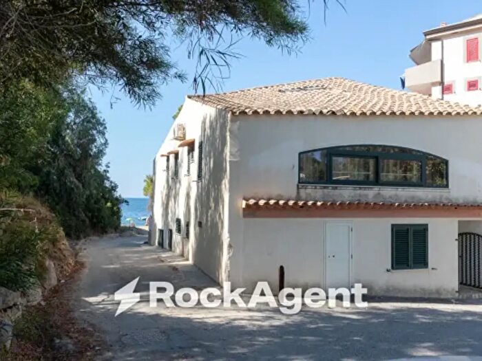 Appartamento bilocale in vendita in Villaggio Praialonga, Isola Di Capo Rizzuto