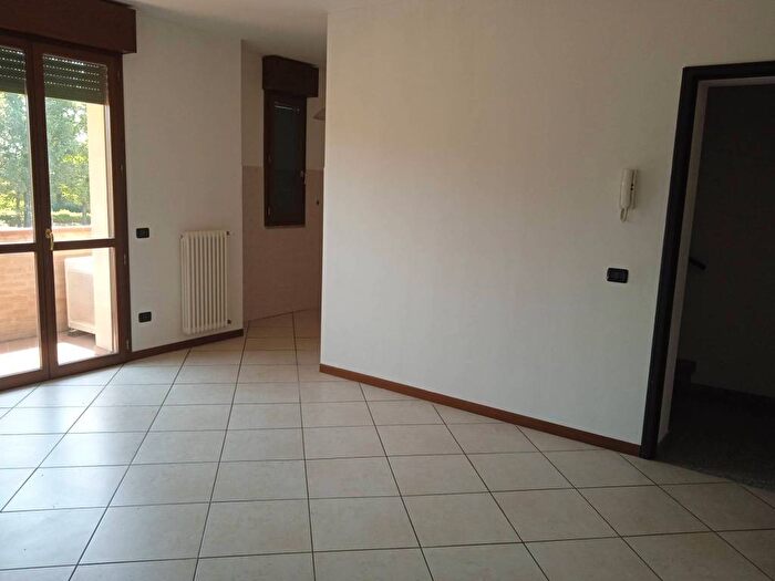 Appartamento trilocale in affitto in Via Socrate, Masone Gavasseto, Reggio Emilia
