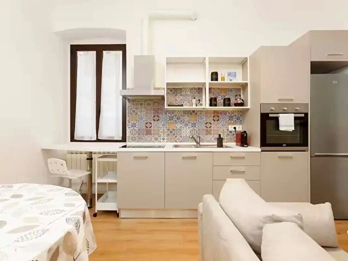 Appartamento monolocale in affitto in Piazza tra I Rivi, Trieste