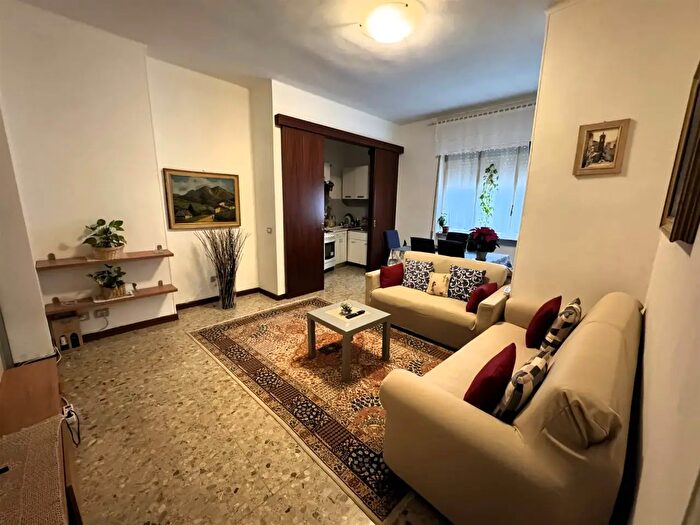 Appartamento trilocale in vendita in Casale Monferrato