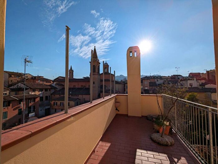 Casa trilocale in affitto in Piazza San Francesco dAssisi, San Felice, Bologna