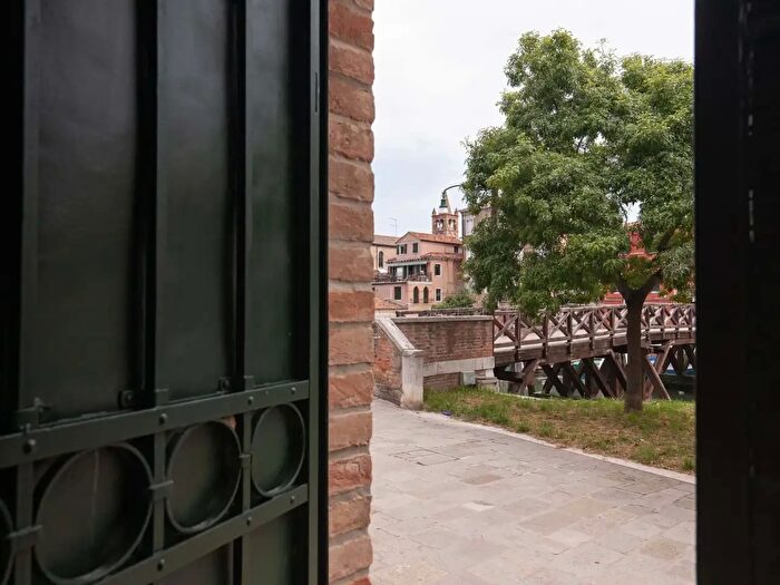 Appartamento monolocale in affitto in Calle Larga Santa Marta, Venezia
