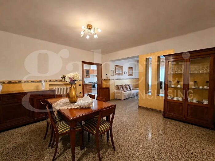 Appartamento quadrilocale in vendita in Via Lungomare Sirena, Tortoreto