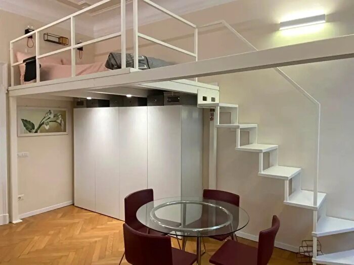 Appartamento monolocale in vendita in Milano