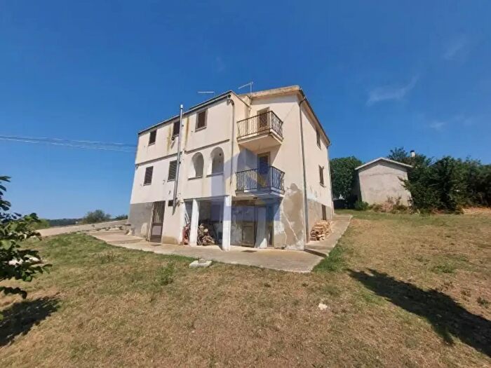 Casa con 6 locali in vendita in Contrada Macchie, Gessopalena