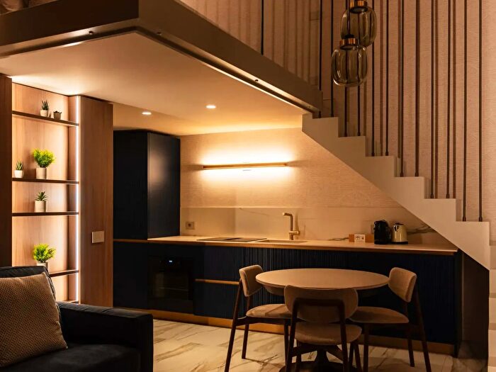 Appartamento monolocale in affitto in Via Fieno, Milano