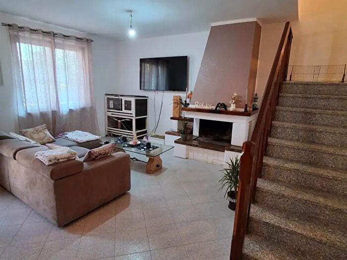 Casa quadrilocale in vendita in Via Castello Chiapponi, Rottofreno