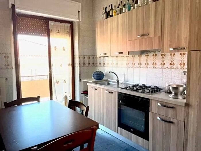 Appartamento con 5 locali in affitto in Catanzaro