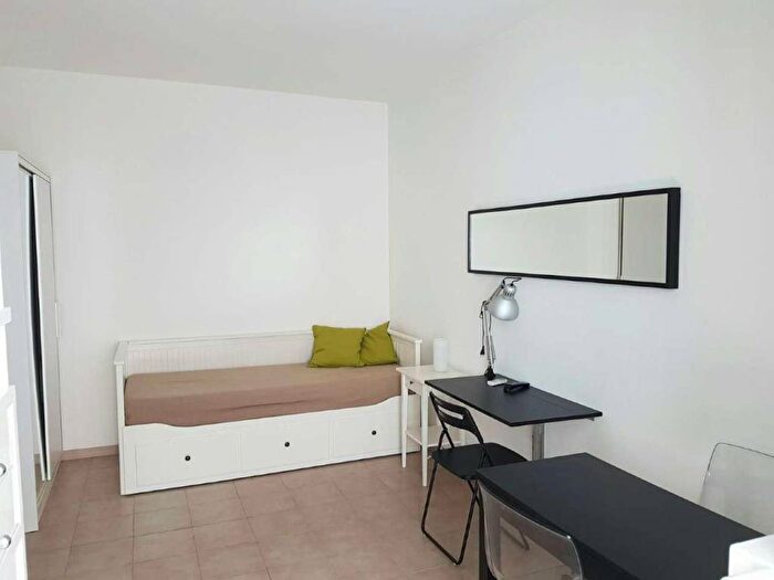 Appartamento monolocale in affitto in via Vigevano, Policlinico, Roma