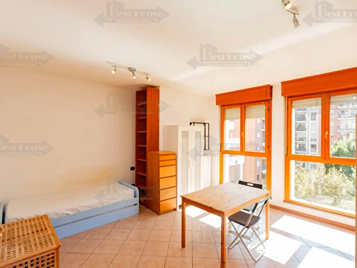 Appartamento monolocale in affitto in Via Caduti in Missione di Pace, Milano