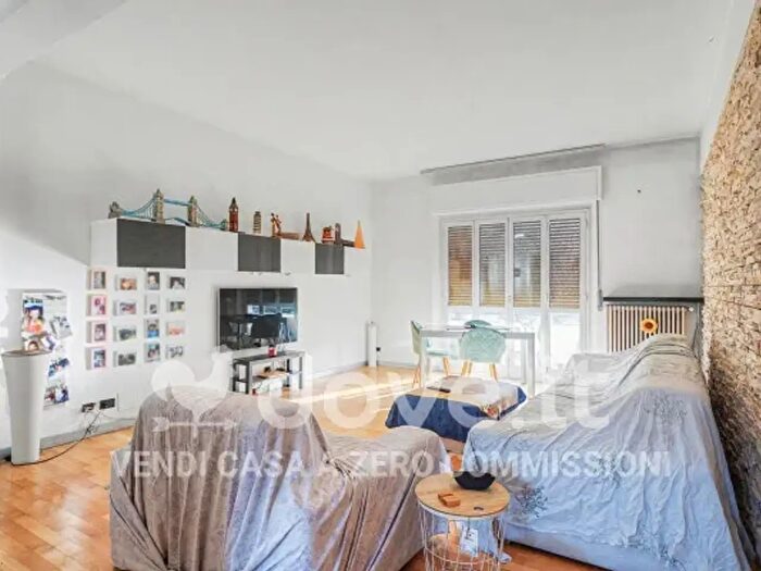 Appartamento trilocale in vendita in Piazza G da Caversaccio, Valmorea