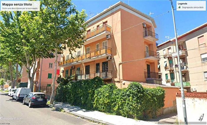 Appartamento quadrilocale in vendita in Via Socrate, Messina