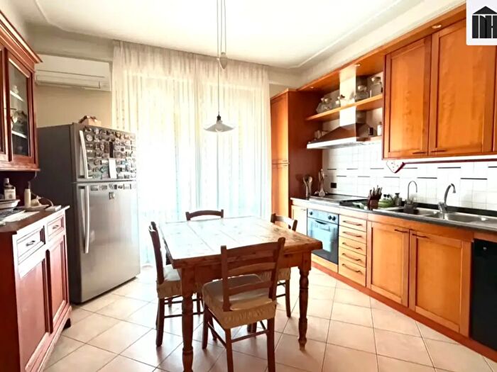 Appartamento con 5 locali in vendita in Santa Croce Sull'Arno